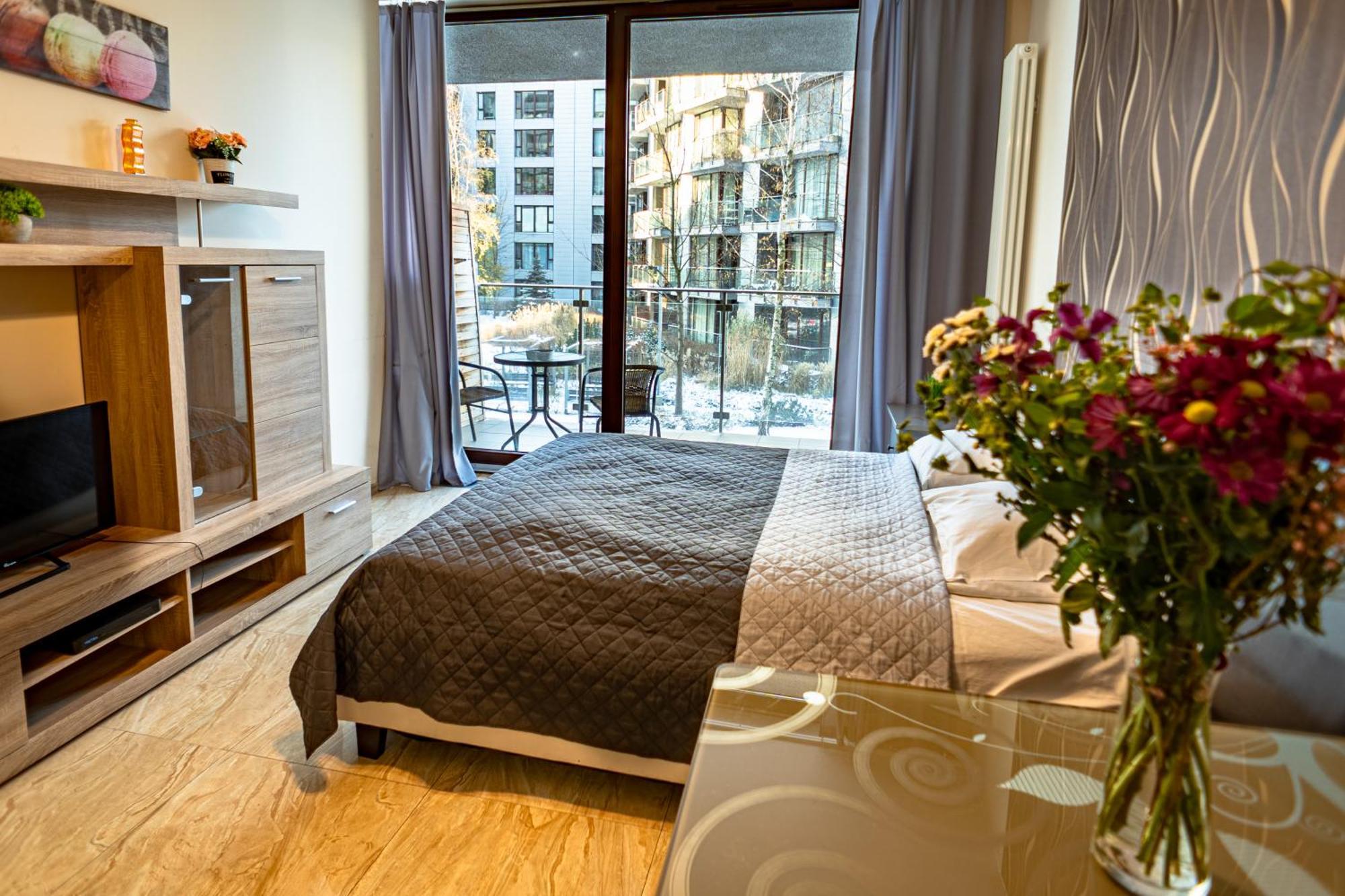 Triton Park Apartamento